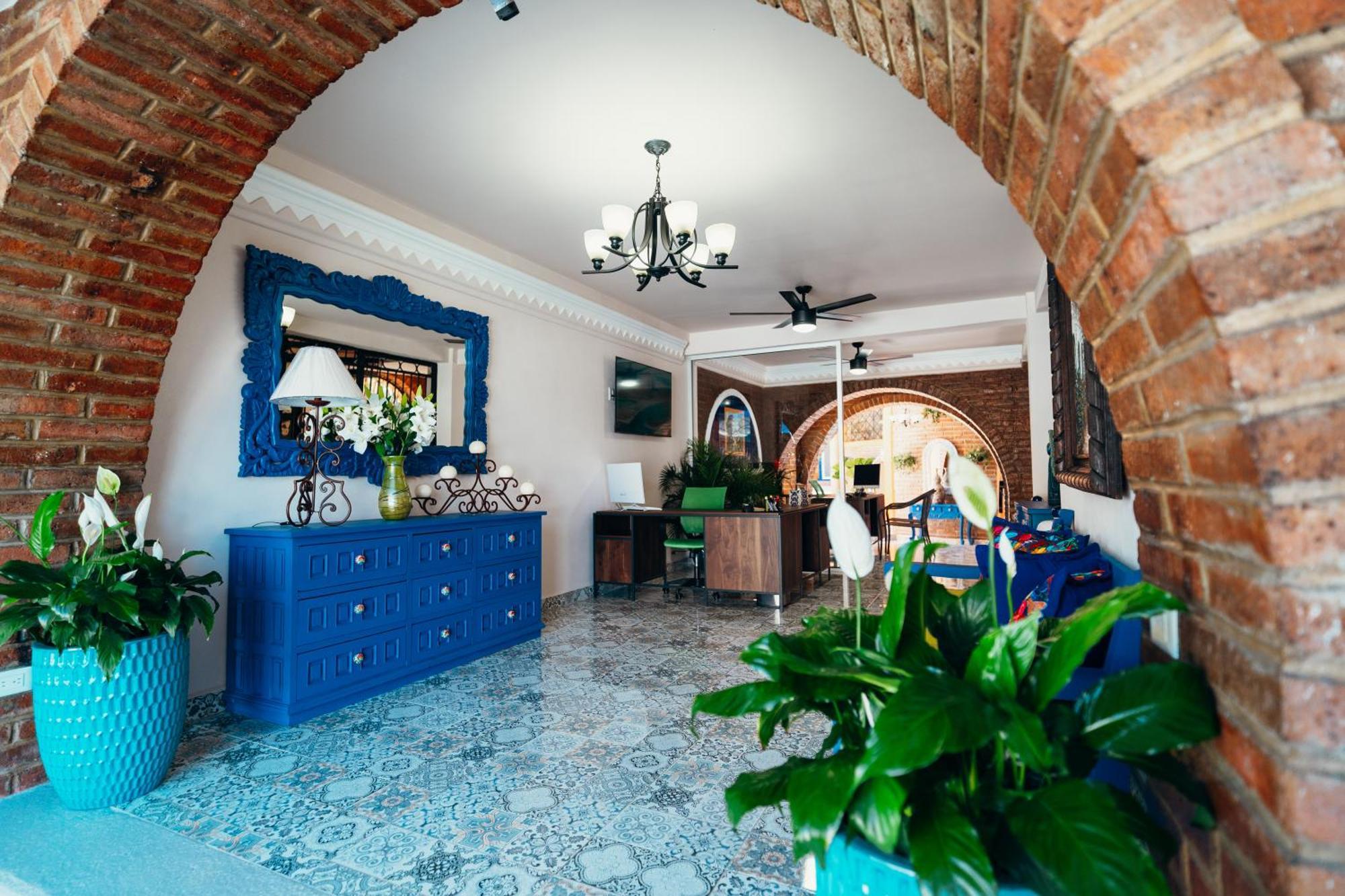 פוארטו ואלארטה Boutique Hotel & Suites Hacienda Lord Twigg מראה חיצוני תמונה