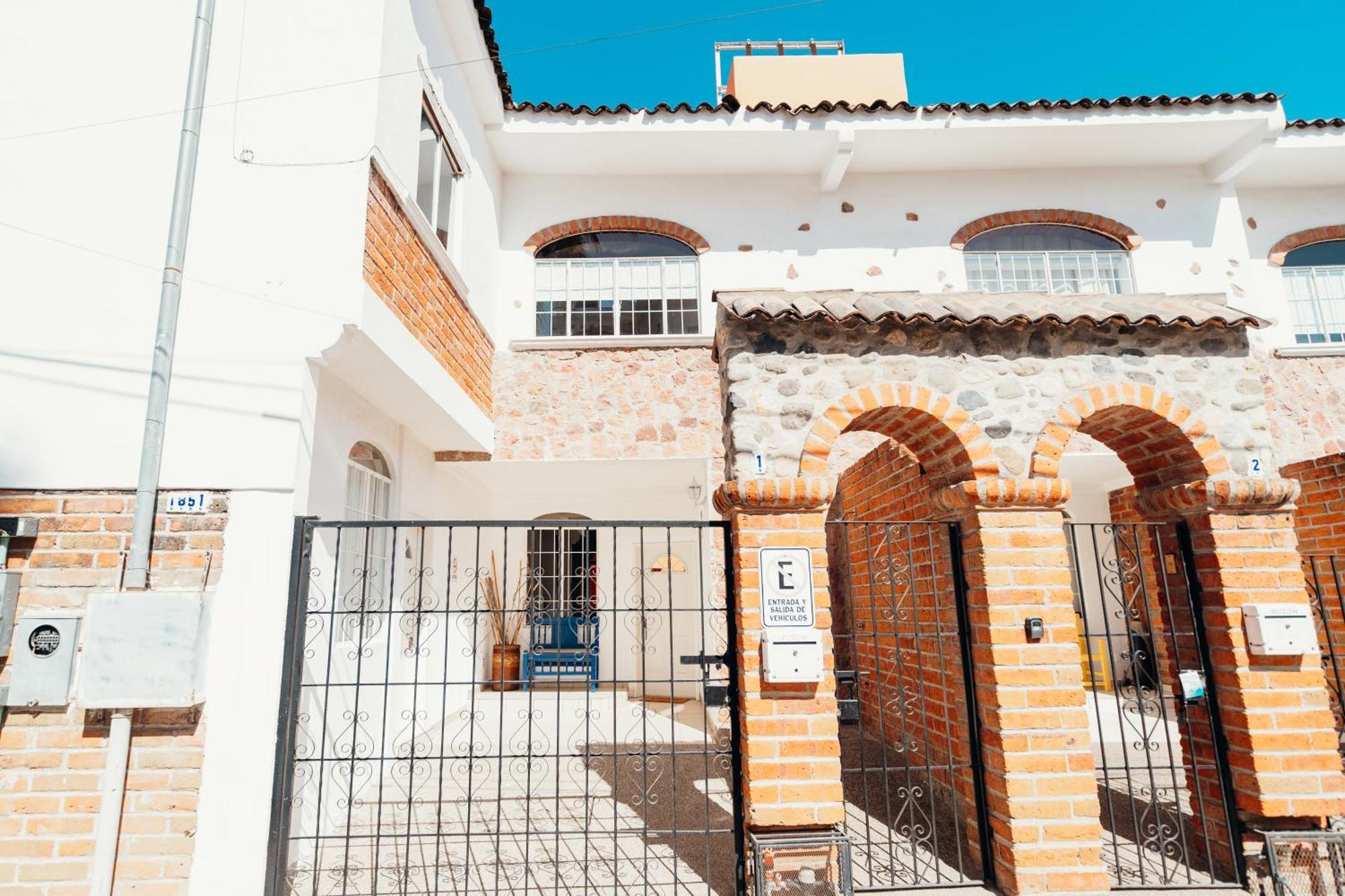 פוארטו ואלארטה Boutique Hotel & Suites Hacienda Lord Twigg מראה חיצוני תמונה